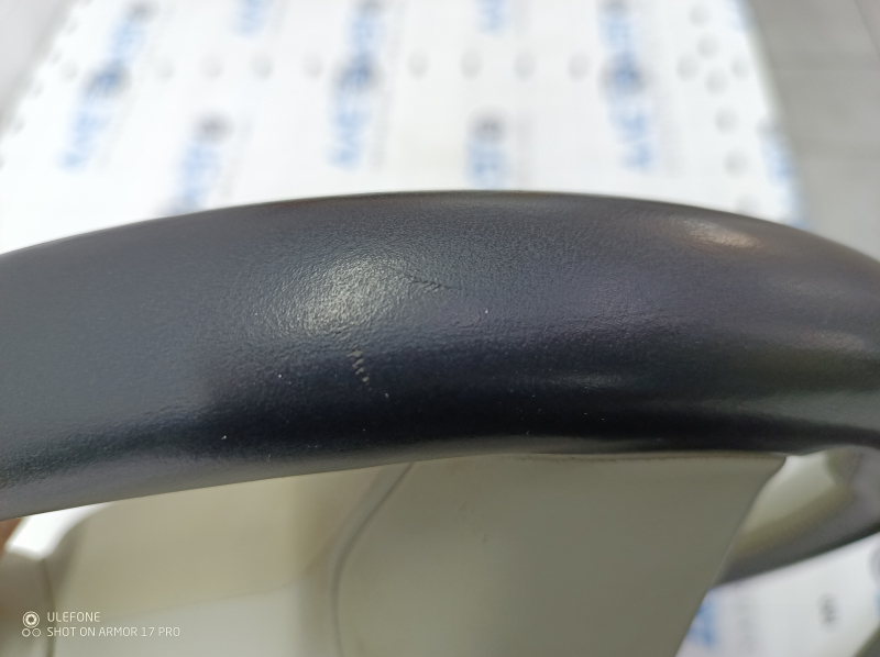 Bare steering wheel Volvo XC90 16-22 gray leather, without heating and petals, scratches, for dry cleaning