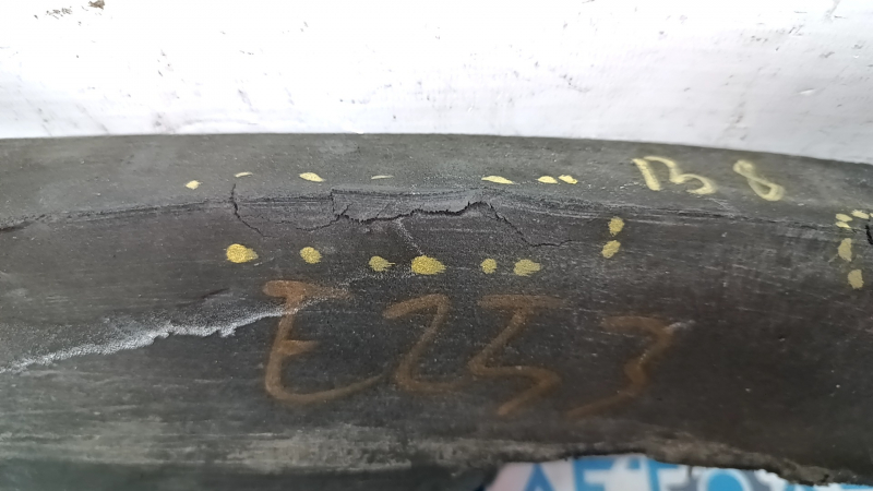 Wing seal door-wing right VW Passat b8 16-19 USA tears