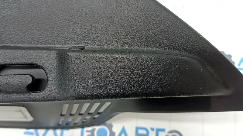Arch trim right upper Nissan Rogue Sport 17-19 black, scratches