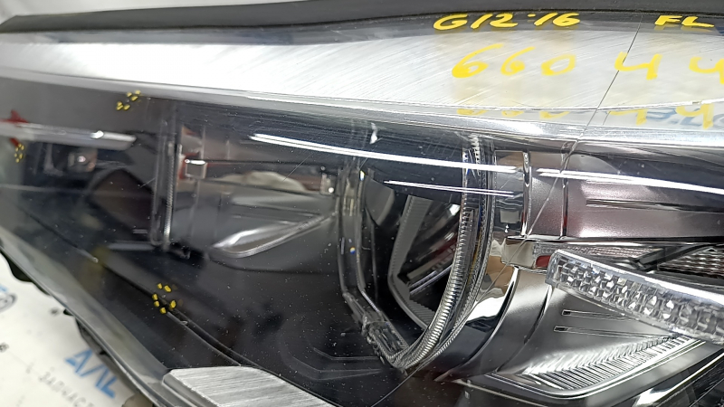 Front left headlight complete BMW 7 G11 G12 16-19 LED, sand, chips, scratches, mount made