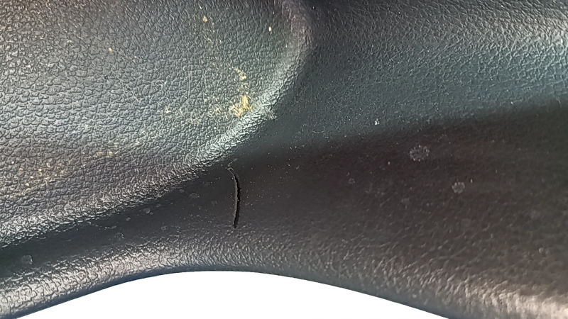 Trunk box left Nissan Rogue Sport 17-19 black, scratches