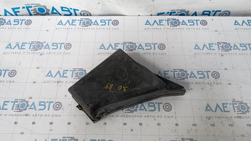 Subaru b9 Tribeca underhood fuse box cover scratches