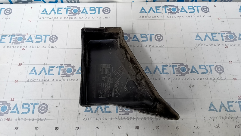 Subaru b9 Tribeca underhood fuse box cover scratches