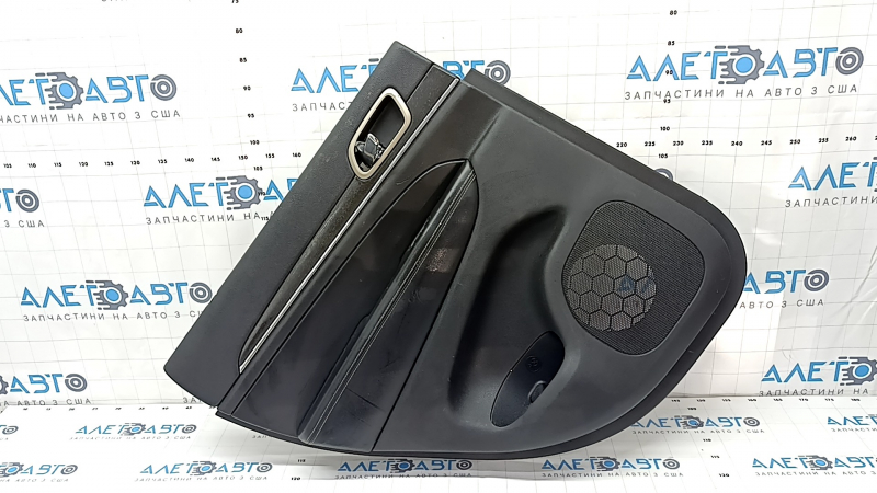 Door trim card rear left Jeep Grand Cherokee WK2 17- black, with black insert leather, armrest leather, molding with chrome, under matte black wood, scratches, for cleaning, whitened plastic Used