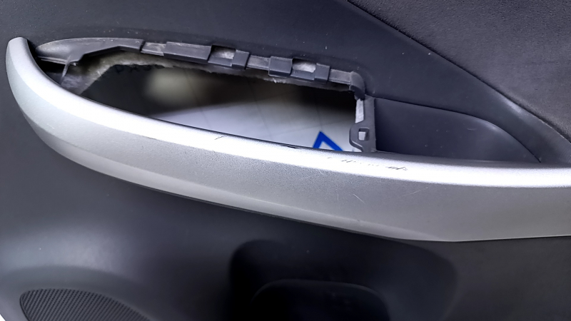 Door trim card front right Toyota Prius 30 10-15 dark gray cloth with dark gray insert cloth, armrest dark gray cloth, worn, scratches Used