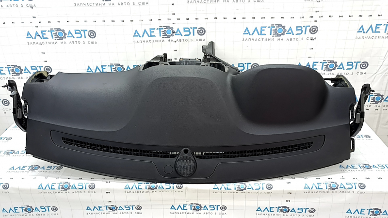 Dashboard front panel with AIRBAG Jeep Grand Cherokee WK2 14-21 black Used