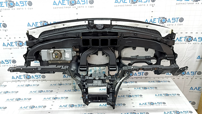 Dashboard front panel with AIRBAG Jeep Grand Cherokee WK2 14-21 black Used