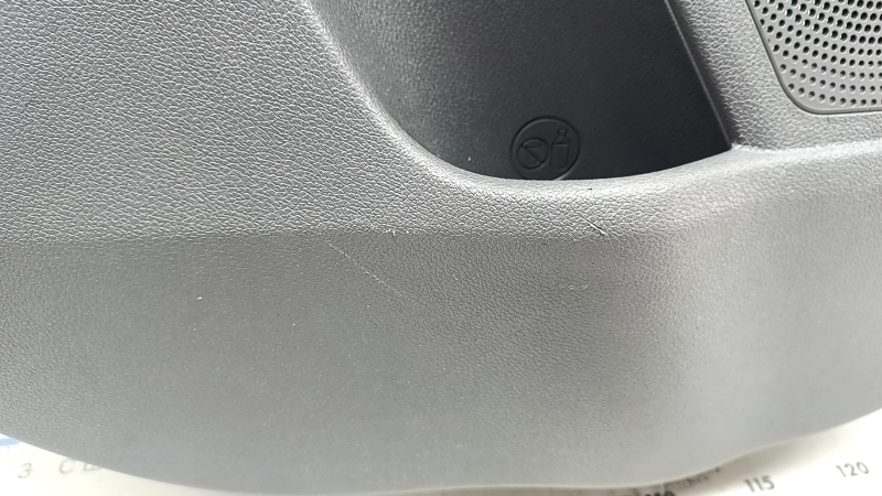 Door trim card rear left Kia Niro 17-22 HEV, PHEV gray, matte gray insert, rubber armrest, without heating, scratches Used