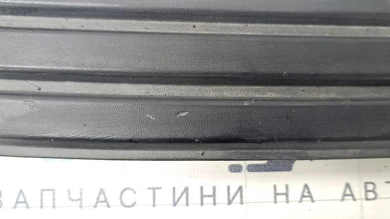 Rear bumper trim top Jeep Grand Cherokee WK2 11-21 structure, scratches