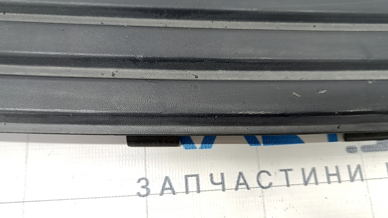 Rear bumper trim top Jeep Grand Cherokee WK2 11-21 structure, scratches