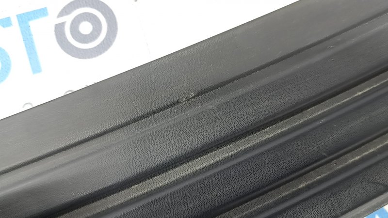 Rear bumper trim top Jeep Grand Cherokee WK2 11-21 structure, scratches