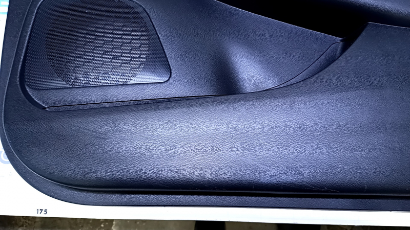 Door trim card front right Nissan Murano z52 15-17 black with brown insert leather, armrest brown leather, molding gray gloss, scratches, pokes, abrasions, dents