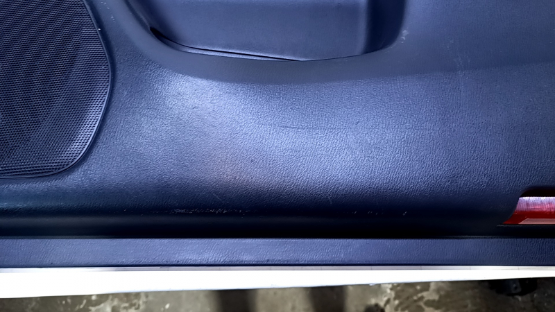 Door trim card front right Nissan Pathfinder 13-20 black with black insert leather, armrest black leather, molding under wood gloss, scuffs, dents, abrasions, scratches, pokes