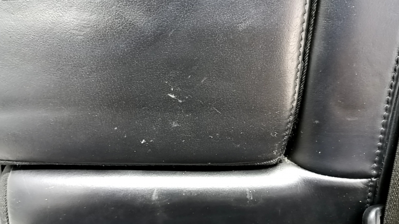 Left rear seat Jeep Grand Cherokee WK2 16-17 - black leather, heated, scratches, dry cleaning, missing plug
