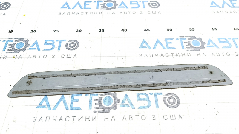 Door sill trim front left outer Mercedes W213 E 17-23 chrome, scratches