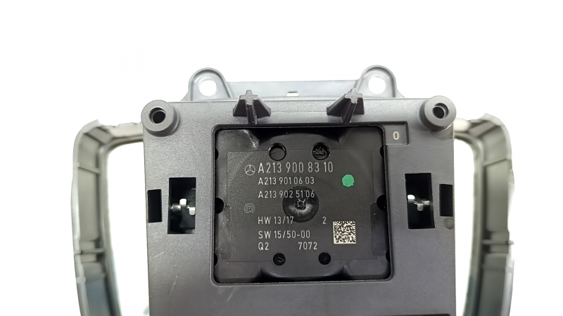 Joystick washer control multimedia Mercedes W213 E 300/400/450 17-19 scratches, crack, pokes on chrome
