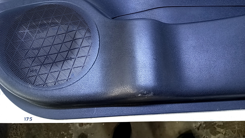 Door trim card front right Nissan Leaf 13-17 black with black insert leather, armrest black cloth, scratches, abrasions