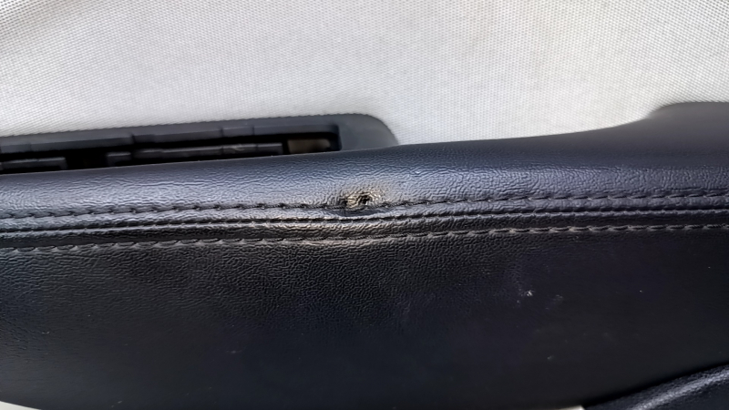 Door trim card front right Dodge Dart 13-16 black with light gray insert cloth, armrest black leather, scuffs, scratches, dents