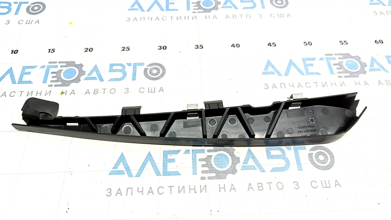 Fastening of the door trim of the side front right Audi A5 F5 17- front