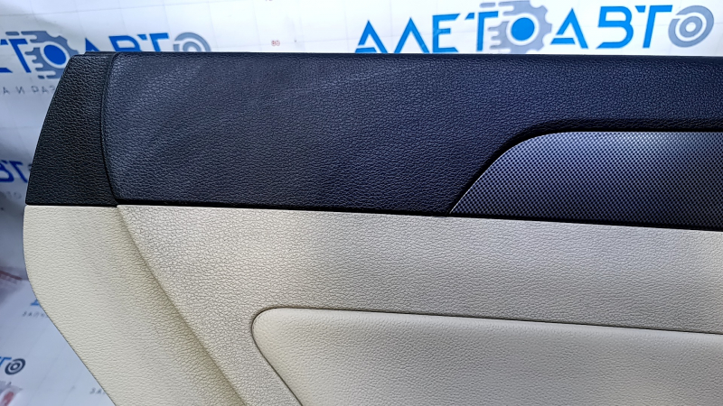 Door trim card rear left Hyundai Sonata 15-17 black with beige insert leather, armrest beige leather, gray molding structure, scratches, abrasions, dents, for dry cleaning
