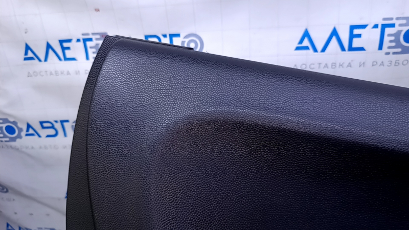 Door trim card rear left Kia Soul 14-19 black with black insert cloth, armrest black leather, scratches, abrasions