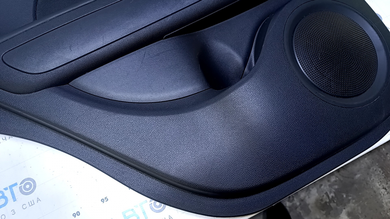 Door trim card rear left Kia Soul 14-19 black with black insert cloth, armrest black leather, scratches, abrasions