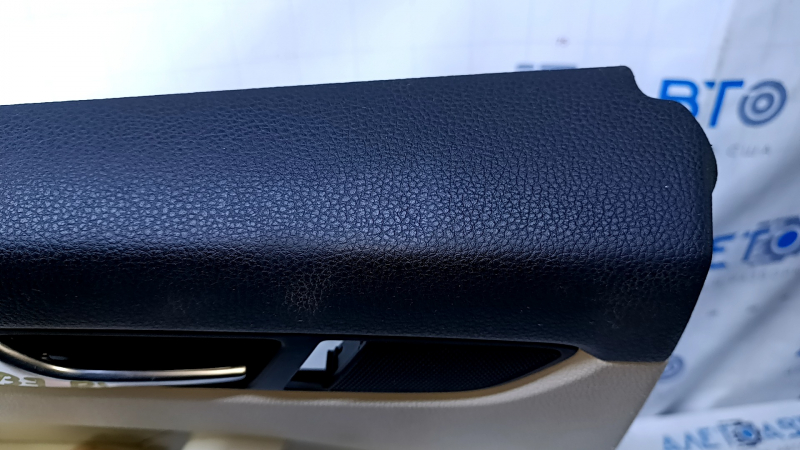 Door trim card rear left VW Passat b7 12-15 USA beige with beige insert leather, armrest beige leather, molding gray gloss, with tweeter, without backlight, dents, scratches, abrasions, break fastenin