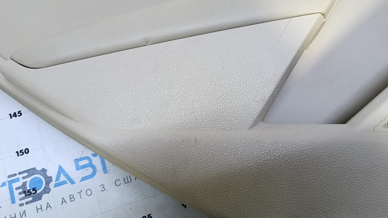 Door trim card rear left VW Passat b7 12-15 USA beige with beige insert leather, armrest leather, molding gray gloss, with squeaker, dent, broken crepe, scratches pokes