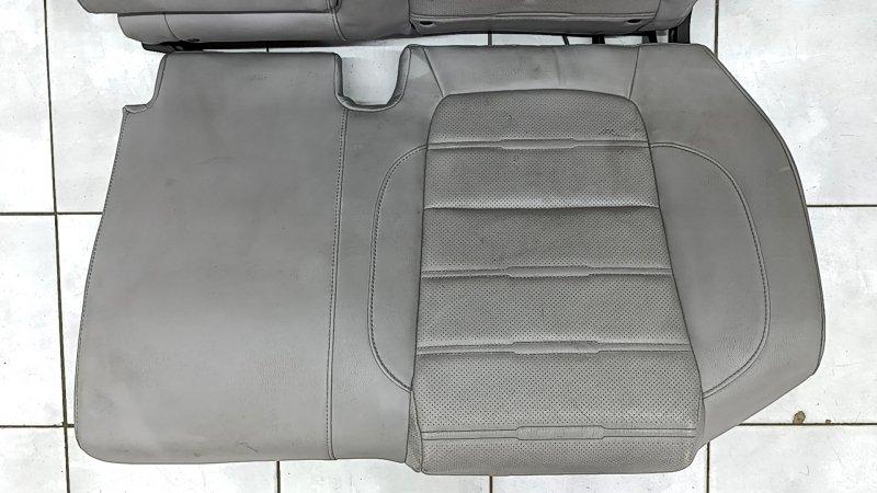 Rear seat left Honda CRV 17-19 gray leather, perforation, dry cleaning, scratches on the lining