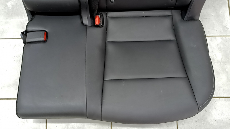 Rear row of seats 2nd row Infiniti QX50 19- leather black