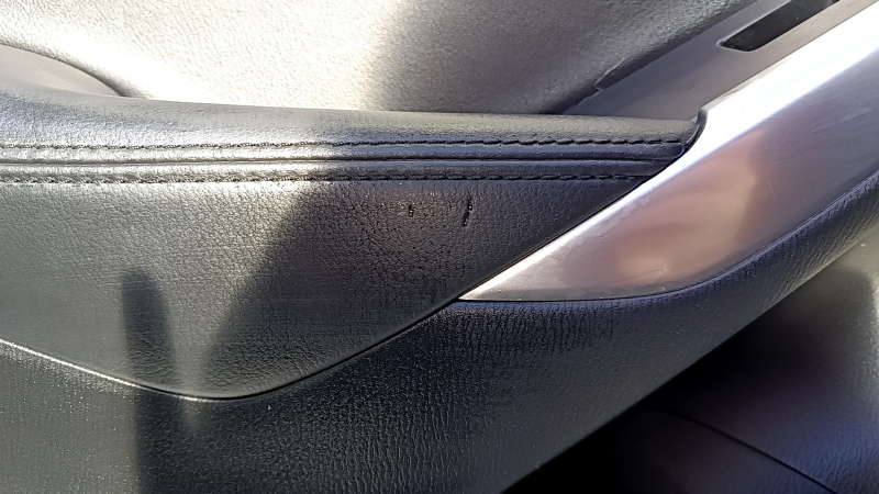 Door trim card rear left Mazda 6 13-15 Sport black with black insert leather, armrest black leather, molding gray gloss, bumps, dents, scratches, abrasions