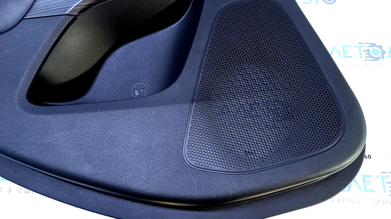 Door trim card rear left Jeep Cherokee KL 14-18 black with black insert leather, armrest black leather, molding dark wood, scratches, abrasions, dents
