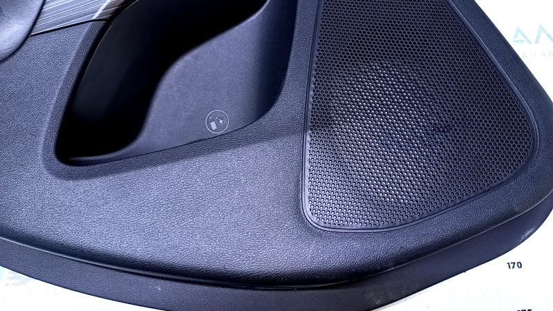 Door trim card rear left Jeep Cherokee KL 14-18 black with black insert cloth, armrest black leather, molding dark wood, scuffs, dents, abrasions, bumps