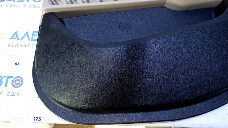 Door trim card rear right Hyundai Sonata 15-17 black with beige insert plastic, armrest beige leather, gray molding structure, scratches, abrasions, dents, for dry cleaning