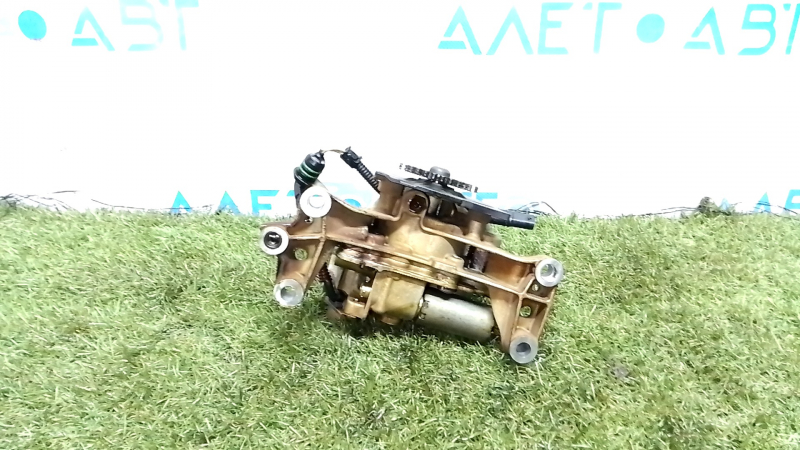 Oil Pump Volvo XC90 16-17 B4204T27 T6 2.0T