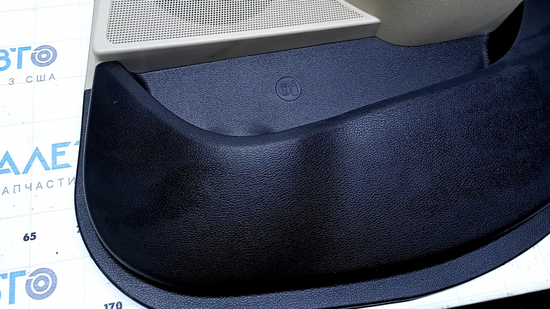 Door trim card rear right Hyundai Sonata 15-17 black with beige insert plastic, armrest beige rubber, gray molding structure, dents, scratches, abrasions