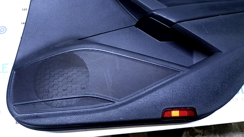 Door trim card rear right VW Passat b7 12-15 USA black with black insert leather, armrest black leather, molding gray gloss, scratches, abrasions, dents, bumps