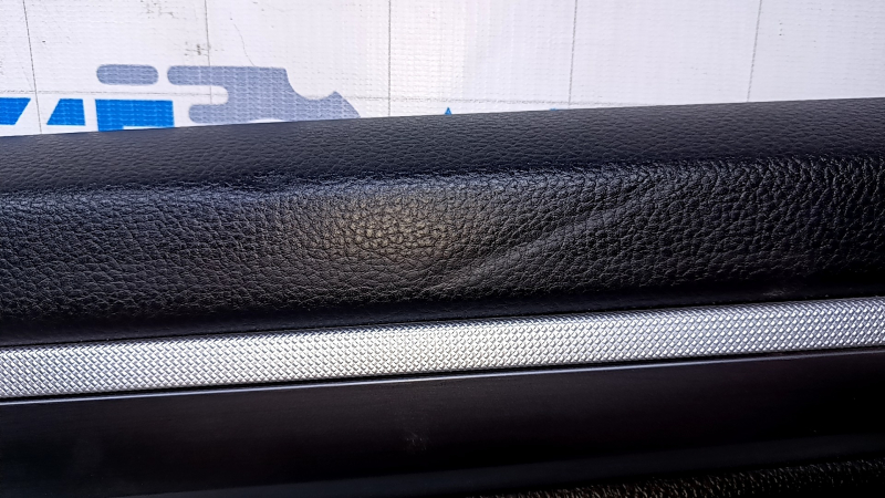 Door trim card rear right VW Passat b8 16-19 USA black with black insert leather, armrest black leather, molding gray gloss, dents, scuffs, abrasions, scratches