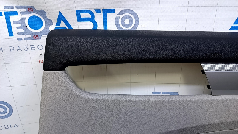Door trim card rear right VW Passat b8 16-19 USA gray with gray insert leather, armrest gray leather, molding gray structure, scratches, abrasions