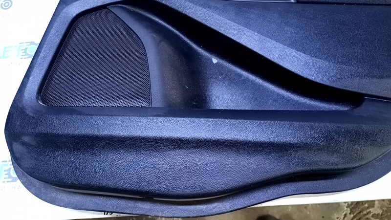 Door trim card rear right Ford Edge 15-18 black with black insert cloth, armrest black leather, molding gray structure, dents, abrasions, scratches, scuffs