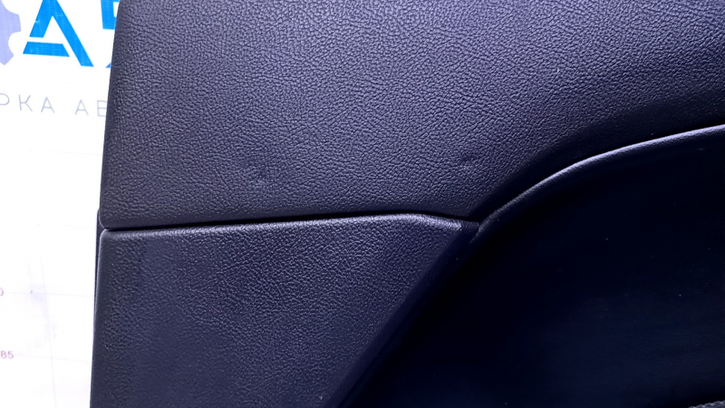 Door trim card rear right Lincoln MKC 15- black with black insert leather, armrest black leather, molding gray structure, abrasions, scratches, dents, bumps