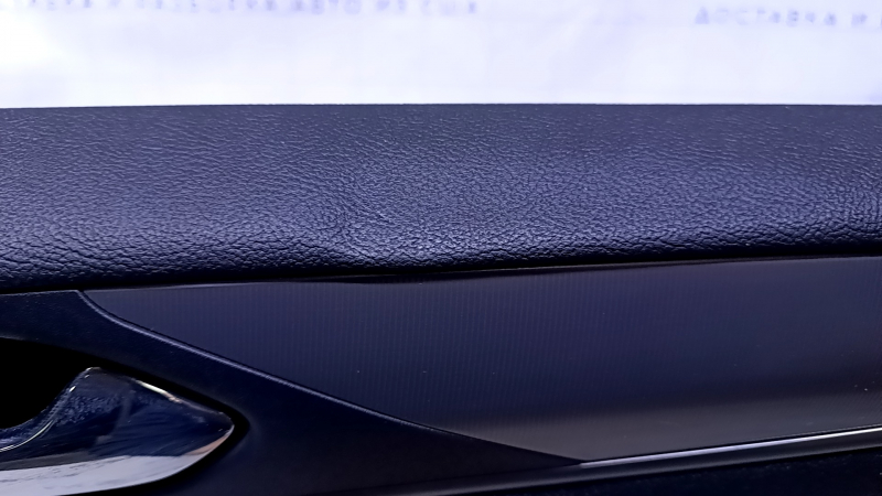 Door trim card rear right Lincoln MKC 15- black with black insert leather, armrest black leather, molding gray structure, abrasions, scratches, dents, bumps