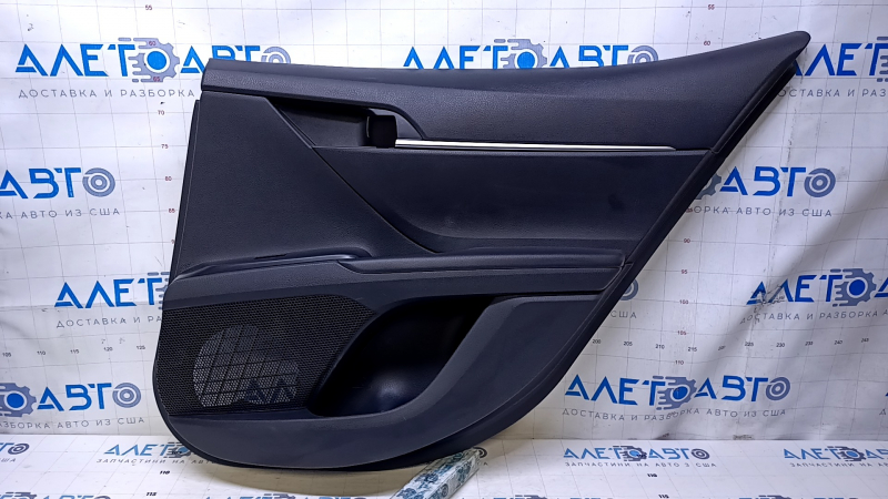Door trim card rear right Toyota Camry v70 18-24 black with black insert plastic, armrest black rubber, molding chrome, scratches, abrasions