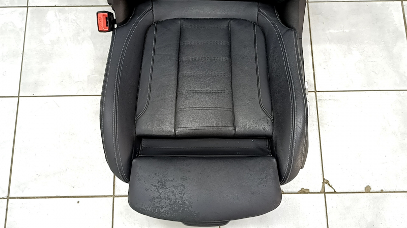 Driver's seat BMW X3 G01 18-21 without airbag, electric, heated, leather Vernasca black, gray stitching, leather defect