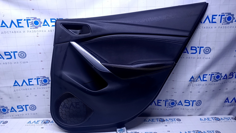 Door trim card rear right Mazda 6 13-15 grand touring black with black insert leather, armrest black leather with red stitching, molding chrome, dent, scratches, abrasions, bump