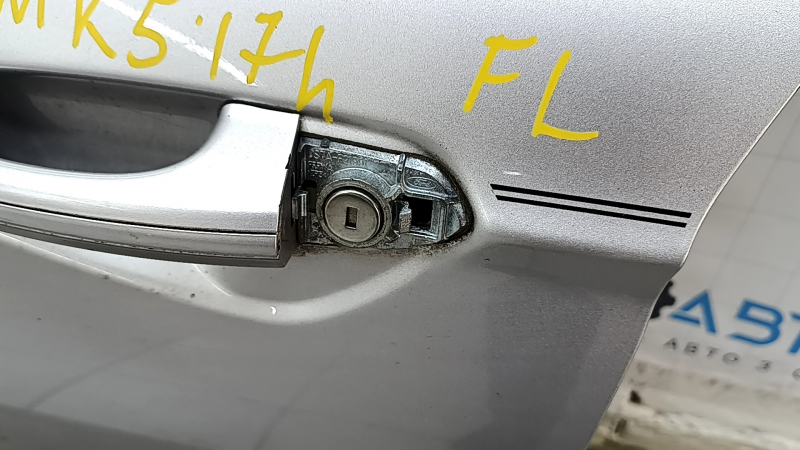 Door assembly front left Ford Fusion mk5 13-20 hybrid, silver UX, dent, no door handle plug, cracks in trim, scratches on molding