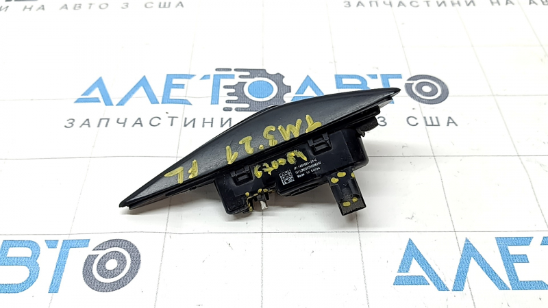 Turn signal in the wing front left Tesla Model 3 18- with camera, matte, broken mount and chip
