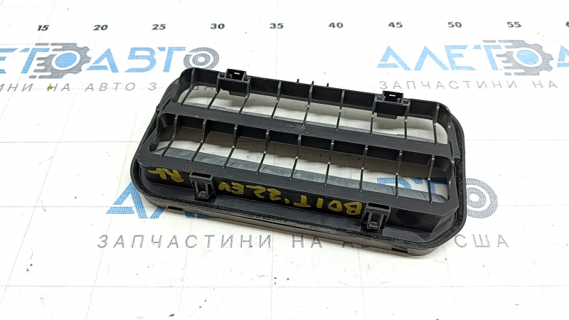 Ventilation shield left Chevrolet Bolt EV 17-23