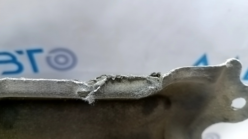 Insulation of the hood Infiniti JX35 QX60 13-20 cracks, tears