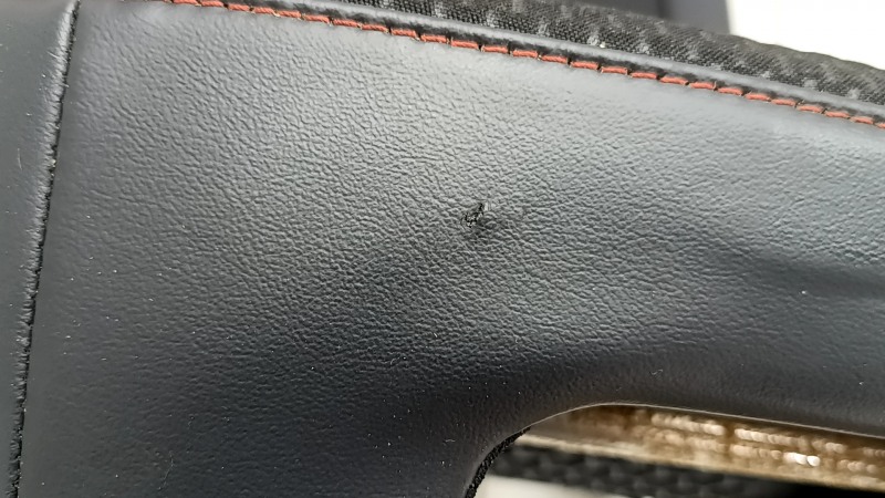Right rear seat Ford Escape MK4 23- without airbag, combined leather + cloth, black with red stitching, rusty runners, dry cleaning, scratch